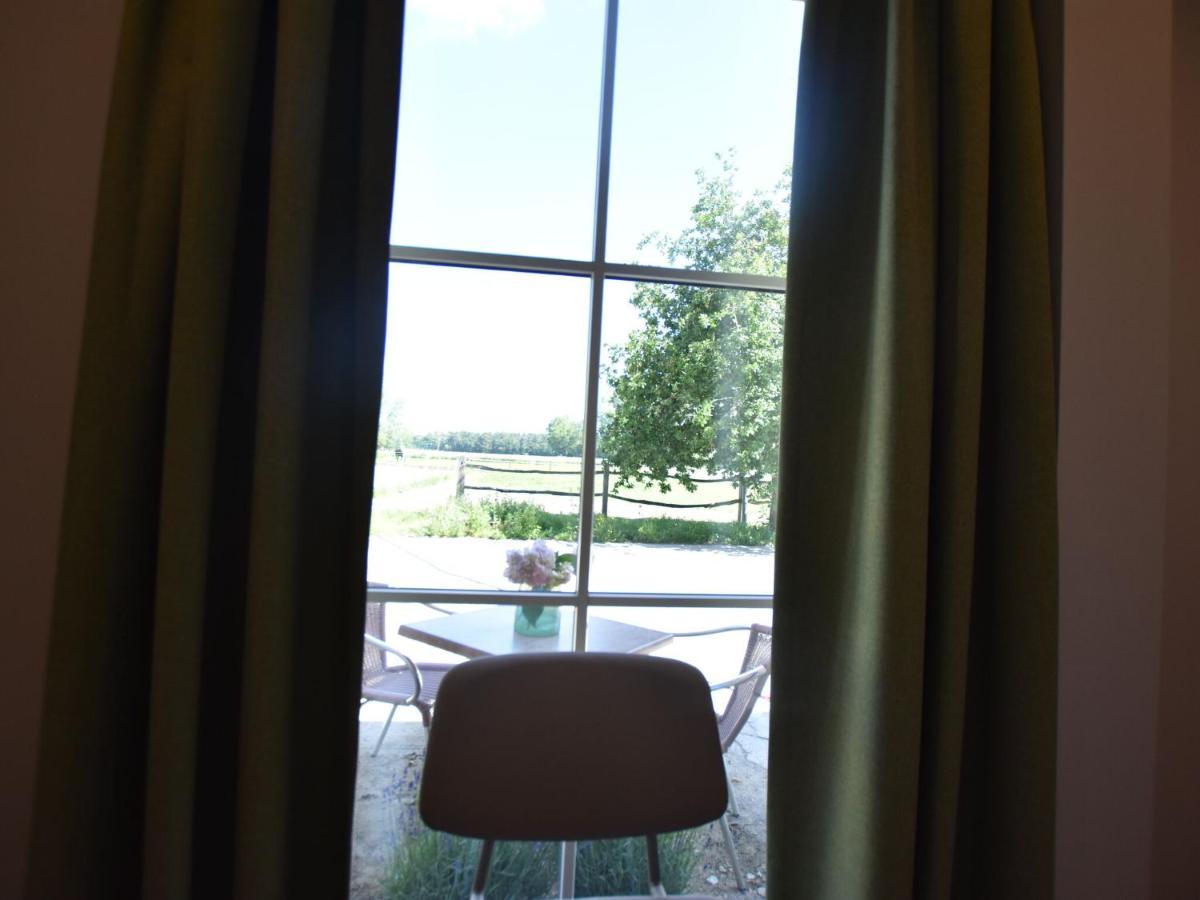 Tasteful Holiday Home In Sijsele Brugge With Garden Veldhoek Kültér fotó